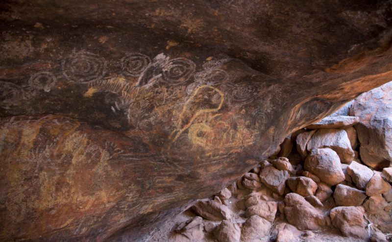 Rock art on Uluru walk