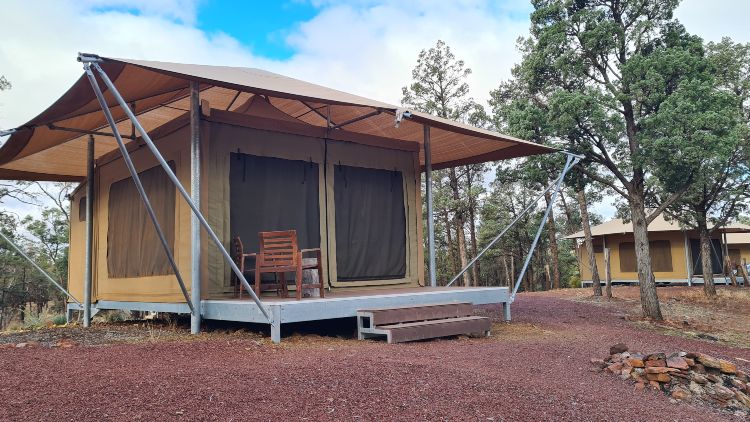 Glamping tents at Wilpena Pound Resort 