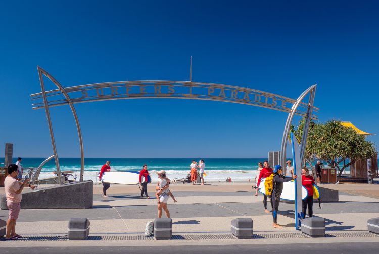 The official Surfers Paradise Sign 