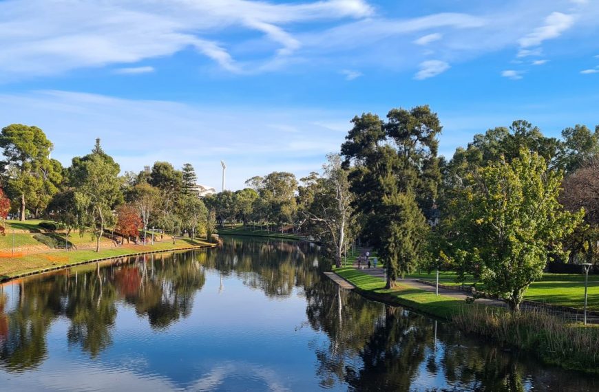 Autumn on River Torrens in Adelaide