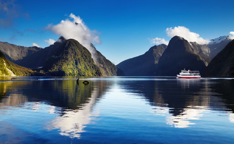 Milford Sound New Zealand (1)