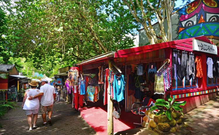 Shoppers at the Original Rainforest  Market a popular travel destination in Kuranda 