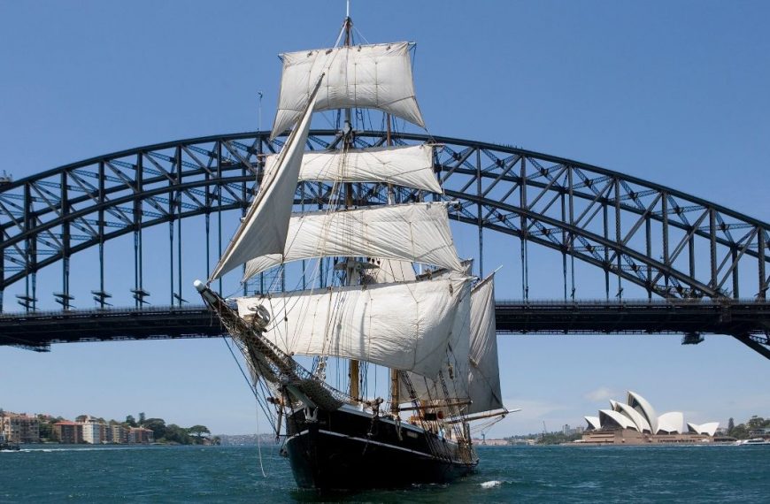 Sydney Harbour Cruise Tall Ship