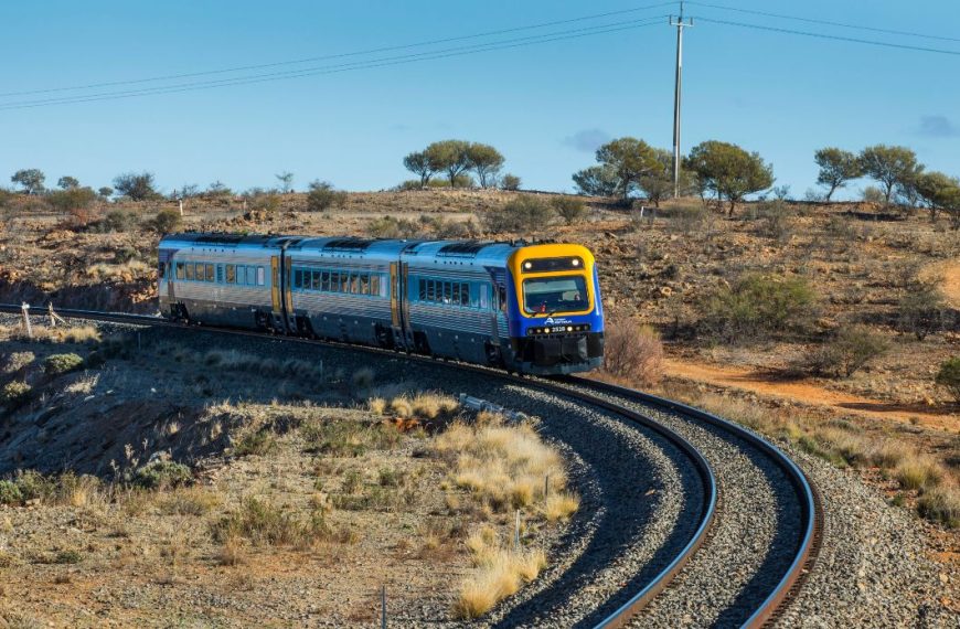 The Silver City Stiletto train bound for the Broken Heel Festival winds its way through Outback NSW.